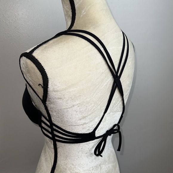 Swim top - Picture 6 of 7